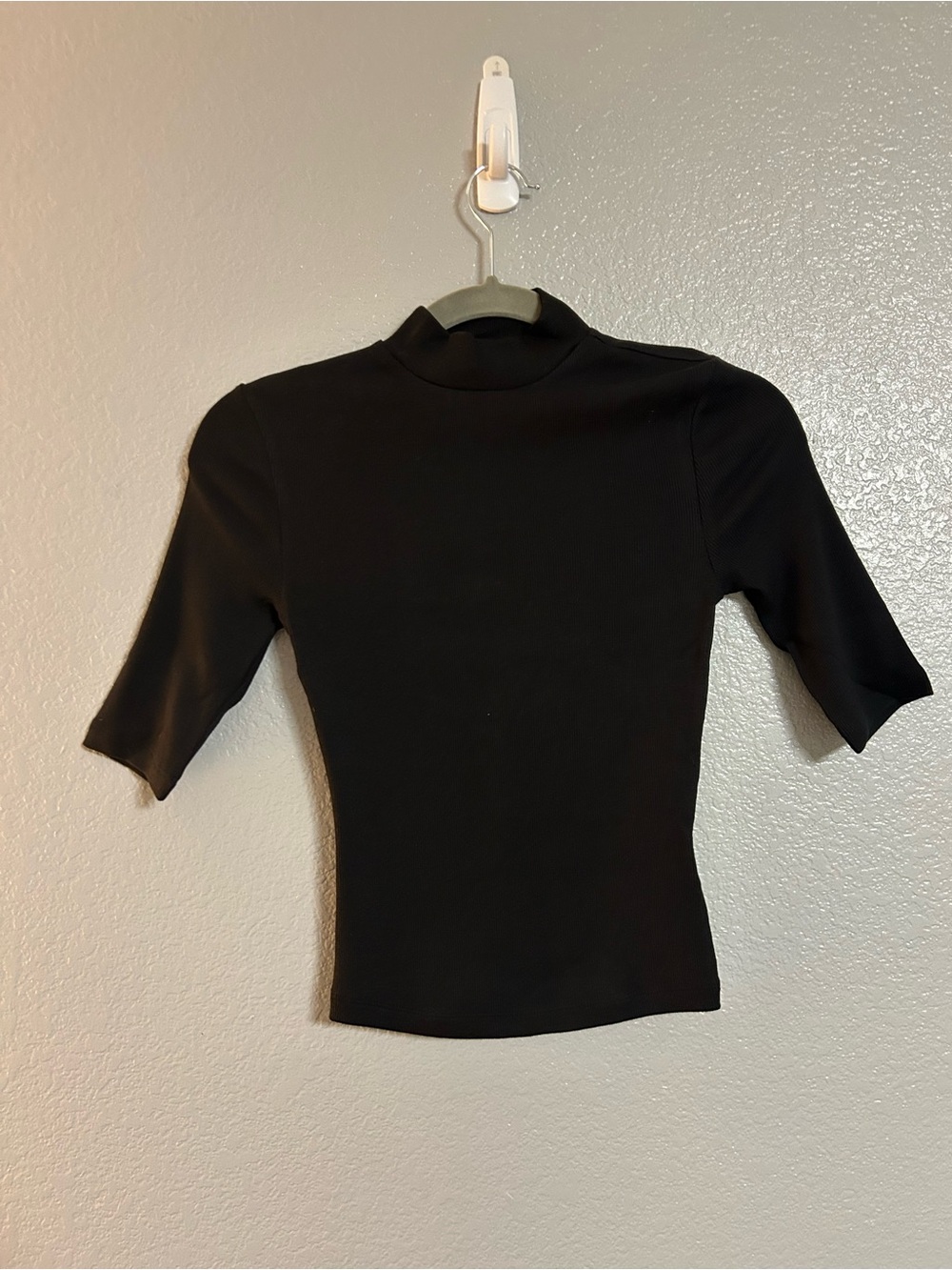 Women’s express black stretch Fitted Ribbed Mock Neck 3/4 sleeve shirt top XS